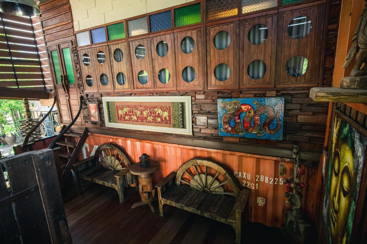 Suankaew​ Art​ Hostel​ Chonburi Bagian luar foto