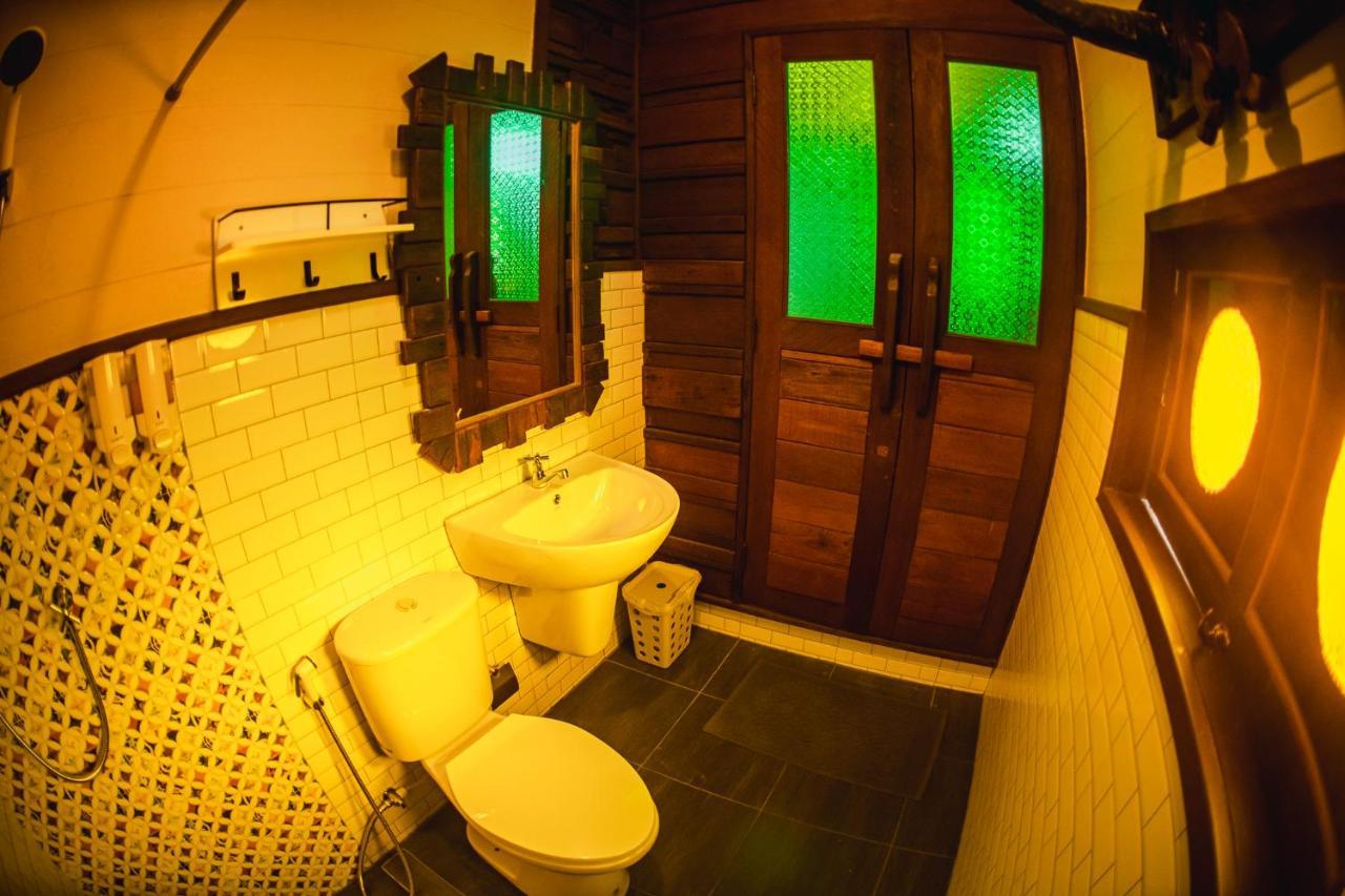Suankaew​ Art​ Hostel​ Chonburi Bagian luar foto