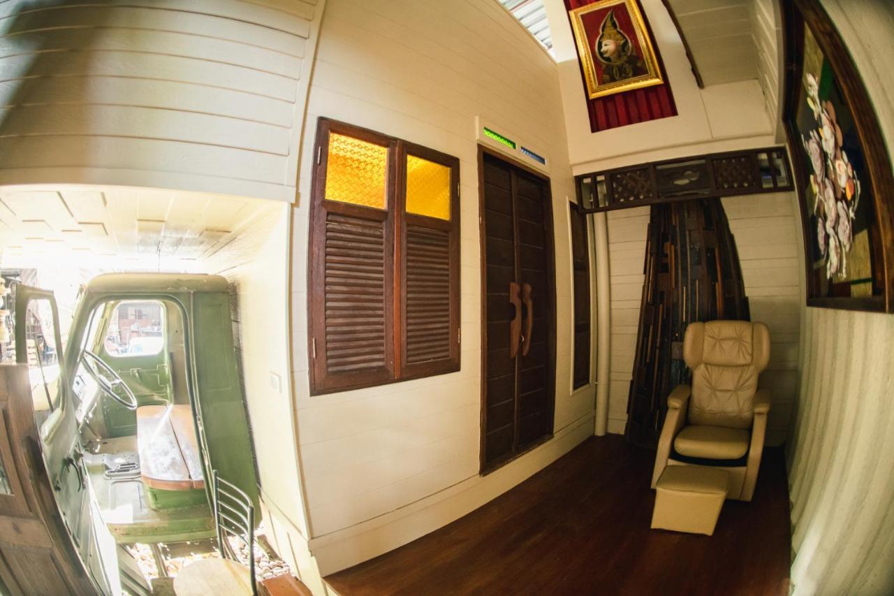 Suankaew​ Art​ Hostel​ Chonburi Bagian luar foto